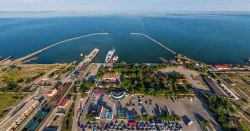 Порт "Крым". Керченская переправа. Фото http://www.parom24.ru/port-krym Порт "Крым". Керченская переправа. Фото http://www.parom24.ru/port-krym
