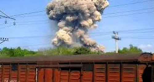Взрыв на военном полигоне "Кузьминка", 28 апреля 2015 год. Фото: http://bloknot-rostov.ru/news/dlya-tusheniya-pozhara-na-voennom-poligone-pod-ros-595132 Взрыв на военном полигоне "Кузьминка", 28 апреля 2015 год. Фото: http://bloknot-rostov.ru/news/dlya-tusheniya-pozhara-na-voennom-poligone-pod-ros-595132