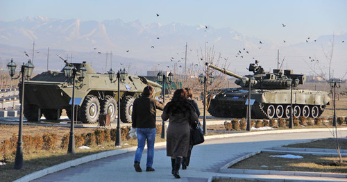 Военная техника в Мемориальном комплексе славы. Ингушетия. Фото Магомеда Магомедова для "Кавказского узла" Военная техника в Мемориальном комплексе славы. Ингушетия. Фото Магомеда Магомедова для "Кавказского узла"