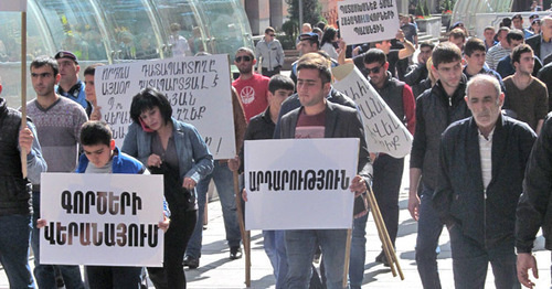 Шествие родственников осужденных на пожизненный срок, 15.10.2015. Фото Тиграна Петросяна Шествие родственников осужденных на пожизненный срок, 15.10.2015. Фото Тиграна Петросяна