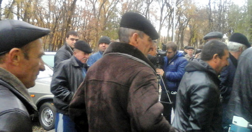 Участники съезда карачаевского народа, Черкесск, 13 ноября 2015 г. Фото Аси Капаевой для "Кавказского узла"