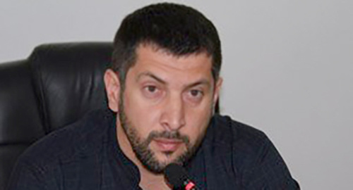 Умар Байсаев. Фото: http://grozniy.monavista.ru/images/sizednews/grozniy1437464691big.jpg Умар Байсаев. Фото: http://grozniy.monavista.ru/images/sizednews/grozniy1437464691big.jpg