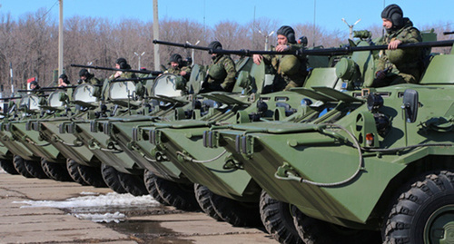 Бронетранспортеры БТР-82А Фото: http://function.mil.ru/news_page/country/more.htm?id=12011233@egNews Бронетранспортеры БТР-82А Фото: http://function.mil.ru/news_page/country/more.htm?id=12011233@egNews