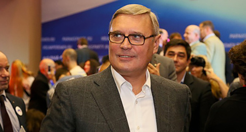 Михаил Касьянов. Фото: http://www.kasyanov.ru/index.html?layer_id=108&nav_id=14&id=193&photo_big_id=609&page=2 Михаил Касьянов. Фото: http://www.kasyanov.ru/index.html?layer_id=108&nav_id=14&id=193&photo_big_id=609&page=2