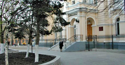 Ростовский областной суд. Фото: thutkin http://wikimapia.org/ Ростовский областной суд. Фото: thutkin http://wikimapia.org/