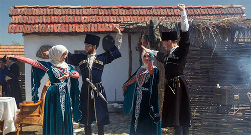 Вторая республиканская туристская выставка «Визит Чечня». Фото: http://www.chechentourism.ru/#prettyPhoto Вторая республиканская туристская выставка «Визит Чечня». Фото: http://www.chechentourism.ru/#prettyPhoto