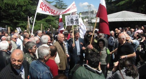 Участники акции в Тбилиси. Тбилиси, 9 мая 2016 года. Фото Беслана Кмузова для "Кавказского узла". Участники акции в Тбилиси. Тбилиси, 9 мая 2016 года. Фото Беслана Кмузова для "Кавказского узла".