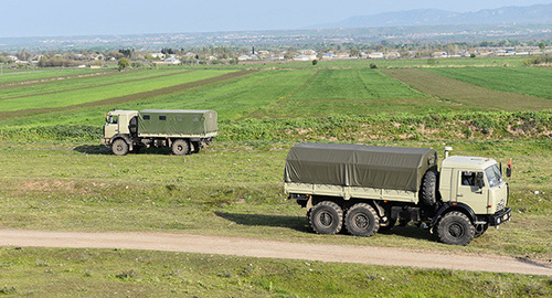 Военная техника на территории физулинского района Азербайджана. Фото:© Sputnik/ Murad Orujov, http://ru.sputnik.az/karabakh/20160530/405405373.html Военная техника на территории физулинского района Азербайджана. Фото:© Sputnik/ Murad Orujov, http://ru.sputnik.az/karabakh/20160530/405405373.html