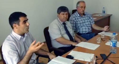 Участники круглого стола "Азербайджанские СМИ в 141-ю годовщину Дня национальной прессы". Скриншот видеозаписи мероприятия, Bambuser.com/v/6374536 Участники круглого стола "Азербайджанские СМИ в 141-ю годовщину Дня национальной прессы". Скриншот видеозаписи мероприятия, Bambuser.com/v/6374536