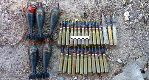 Боеприпасы, обнаруженные на территории Южной Осетии 30 июля. Фото: Центр спасательных операций особого риска "Лидер", Цсоор.рф Боеприпасы, обнаруженные на территории Южной Осетии 30 июля. Фото: Центр спасательных операций особого риска "Лидер", Цсоор.рф
