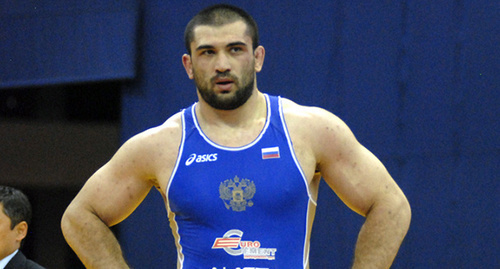 Билял Махов. Фото: http://wrestdag.ru/news/ru/news/biljal_mahov_serdce_mojo_jeto_dagestan_a_dusha_kabardino_balkarija Билял Махов. Фото: http://wrestdag.ru/news/ru/news/biljal_mahov_serdce_mojo_jeto_dagestan_a_dusha_kabardino_balkarija