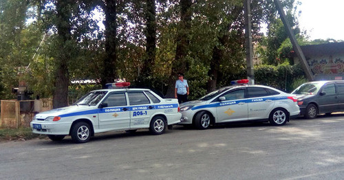 Полиция на месте блокирования колонны кубанских фермеров и дальнобойщиков, 23 августа 2016 года. Фото Константина Волгина для "Кавказского узла"
Полиция на месте блокирования колонны кубанских фермеров и дальнобойщиков, 23 августа 2016 года. Фото Константина Волгина для "Кавказского узла"