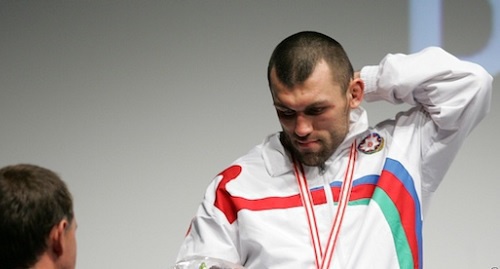 Чамсулвара Чамсулвараев. Фото: http://www.azerisport.com/wrestling/20090924114747321.html Чамсулвара Чамсулвараев. Фото: http://www.azerisport.com/wrestling/20090924114747321.html