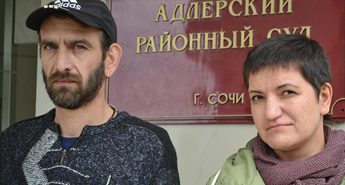 Мардирос Демерчян и Руководитель правового отдела фонда "Общественный вердикт" Елена Першакова. Фото Светланы Кравченко для "Кавказского узла" Мардирос Демерчян и Руководитель правового отдела фонда "Общественный вердикт" Елена Першакова. Фото Светланы Кравченко для "Кавказского узла"