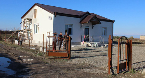 Дом для многодетной семьи в селе Нор Айкаджур Мартакертского района Нагорного Карабаха.3 ноября 2016 год. Фото Алвард Григорян для "Кавказского узла"
Дом для многодетной семьи в селе Нор Айкаджур Мартакертского района Нагорного Карабаха.3 ноября 2016 год. Фото Алвард Григорян для "Кавказского узла"