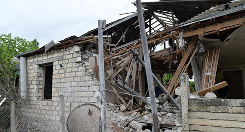 Разрушенное здание Агдамского района Фото © Sputnik / Murad Orujov
http://ru.sputnik.az/karabakh/20161117/407749819/obstrel-tri-okkupirovanyh-rajona.html Разрушенное здание Агдамского района Фото © Sputnik / Murad Orujov
http://ru.sputnik.az/karabakh/20161117/407749819/obstrel-tri-okkupirovanyh-rajona.html