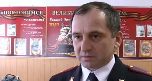 Тимур Хамхоев. Скриншот видеозаписи на канале
МВД Ингушетии в YouTube Тимур Хамхоев. Скриншот видеозаписи на канале
МВД Ингушетии в YouTube