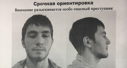 Ориентировка на предполагаемого участника нападения на полицейских Истамула Мамаева. Фото: МВД по Чечне Ориентировка на предполагаемого участника нападения на полицейских Истамула Мамаева. Фото: МВД по Чечне
