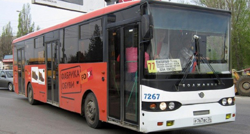 Городской автобус в Волгограде. Фото http://bloknot-volgograd.ru/news/chinovniki-pokryvayut-piteravto-i-unichtozhayut-av-803632 Городской автобус в Волгограде. Фото http://bloknot-volgograd.ru/news/chinovniki-pokryvayut-piteravto-i-unichtozhayut-av-803632