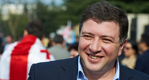 Гиги Угулава. Фото: Александр Имедашвили, NEWSGEORGIA.
https://www.newsgeorgia.ge/eks-mera-tbilisi-gigi-ugulava-osvobodili-iz-zala-suda/ Гиги Угулава. Фото: Александр Имедашвили, NEWSGEORGIA.
https://www.newsgeorgia.ge/eks-mera-tbilisi-gigi-ugulava-osvobodili-iz-zala-suda/