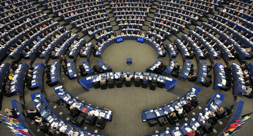 Европейский парламент в Страсбурге. Фото https://ru.wikipedia.org/wiki/%D0%95%D0%B2%D1%80%D0%BE%D0%BF%D0%B5%D0%B9%D1%81%D0%BA%D0%B8%D0%B9_%D0%BF%D0%B0%D1%80%D0%BB%D0%B0%D0%BC%D0%B5%D0%BD%D1%82#/media/File:European_Parliament_Strasbourg_Hemicycle_-_Diliff.jpg Европейский парламент в Страсбурге. Фото https://ru.wikipedia.org/wiki/%D0%95%D0%B2%D1%80%D0%BE%D0%BF%D0%B5%D0%B9%D1%81%D0%BA%D0%B8%D0%B9_%D0%BF%D0%B0%D1%80%D0%BB%D0%B0%D0%BC%D0%B5%D0%BD%D1%82#/media/File:European_Parliament_Strasbourg_Hemicycle_-_Diliff.jpg