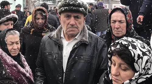 Сход жителей Дербента. 28 января 2017 года. Фото Патимат Махмудовой для "Кавказского узла" Сход жителей Дербента. 28 января 2017 года. Фото Патимат Махмудовой для "Кавказского узла"