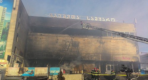 Последствия пожара в Тбилиси. Фото © Sputnik / Levan Avlabreli
https://sputnik-georgia.ru/incidents/20170130/234690002/Krupnyj-pozhar-v-Tbilisi-ogon-ohvatil-13-tysjach-kv-m.html Последствия пожара в Тбилиси. Фото © Sputnik / Levan Avlabreli
https://sputnik-georgia.ru/incidents/20170130/234690002/Krupnyj-pozhar-v-Tbilisi-ogon-ohvatil-13-tysjach-kv-m.html