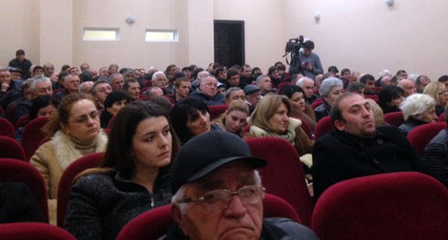 Участники съезда партии "Амцахара" Фото Дмитрия Статейнова для "Кавказского узла" Участники съезда партии "Амцахара" Фото Дмитрия Статейнова для "Кавказского узла"