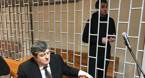 Жалауди Гериев и адвокат Алауди Мусаев. Фото Патимат махмудовой для "Кавказского узла" Жалауди Гериев и адвокат Алауди Мусаев. Фото Патимат махмудовой для "Кавказского узла"