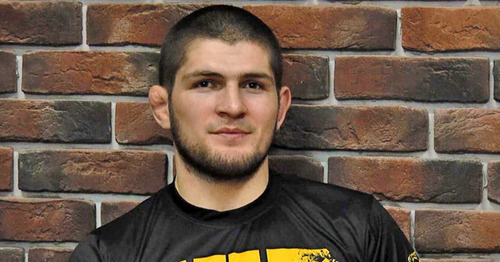 Хабиб Нурмагомедов. Фото http://www.riakchr.ru/khabib-nurmagomedov-my-ne-imeem-prava-dratsya-na-ulitse-nashi-ruki-eto-kholodnoe-oruzhie/ Хабиб Нурмагомедов. Фото http://www.riakchr.ru/khabib-nurmagomedov-my-ne-imeem-prava-dratsya-na-ulitse-nashi-ruki-eto-kholodnoe-oruzhie/