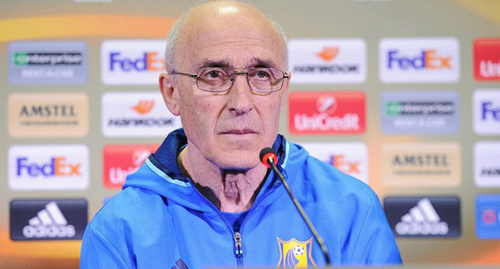 Пресс-конференция главного тренера «Ростова» Ивана Данильянца. Фото http://www.fc-rostov.ru/press/news/10819 Пресс-конференция главного тренера «Ростова» Ивана Данильянца. Фото http://www.fc-rostov.ru/press/news/10819