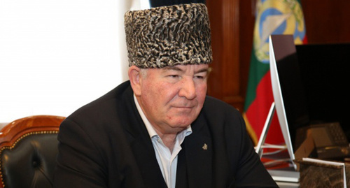 Председатель Координационного центра мусульман Северного Кавказа, муфтий Карачаево-Черкесии Исмаил Бердиев. Фото: http://kchr.ru/news/detailed/28811/ Председатель Координационного центра мусульман Северного Кавказа, муфтий Карачаево-Черкесии Исмаил Бердиев. Фото: http://kchr.ru/news/detailed/28811/