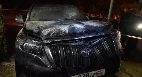 Сгоревшая машина Батала Айбы. Фото © Sputnik / Томас Тхайцук
http://sputnik-abkhazia.ru/Incidents/20170316/1020628988/Vozgoranie-avtomobilya-kandidata-v-deputaty-Batala-Ajba-proizoshlo-v-Suhume.html Сгоревшая машина Батала Айбы. Фото © Sputnik / Томас Тхайцук
http://sputnik-abkhazia.ru/Incidents/20170316/1020628988/Vozgoranie-avtomobilya-kandidata-v-deputaty-Batala-Ajba-proizoshlo-v-Suhume.html