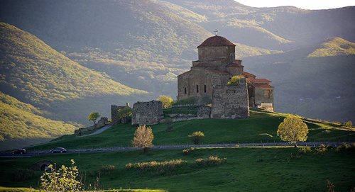 Монастырь Джвари, Грузия © Sputnik/ Alexander Imedashvilihttps://sputnik-georgia.ru/tourism/20160423/231290043.html Монастырь Джвари, Грузия © Sputnik/ Alexander Imedashvilihttps://sputnik-georgia.ru/tourism/20160423/231290043.html