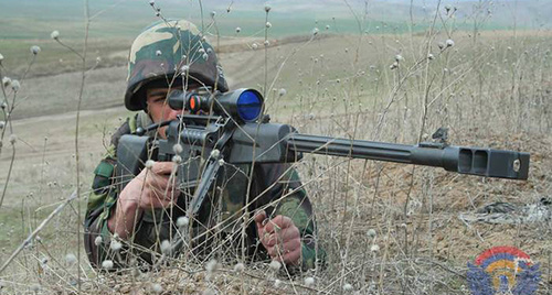 Солдат армии НКР. Фото http://www.nkrmil.am/gallery/photos/view/18 Солдат армии НКР. Фото http://www.nkrmil.am/gallery/photos/view/18