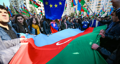 Митинг оппозиционного Национального совета демократических сил (НСДС). Баку, 8 апреля 2017 г. Фото Азиза Каримова для "Кавказского узла" Митинг оппозиционного Национального совета демократических сил (НСДС). Баку, 8 апреля 2017 г. Фото Азиза Каримова для "Кавказского узла"