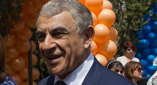Ара Баблоян. Фото https://ru.armeniasputnik.am/armenia/20170518/7357338/kandidat-v-spikery-gotov-rabotat-s-shalunami.html Ара Баблоян. Фото https://ru.armeniasputnik.am/armenia/20170518/7357338/kandidat-v-spikery-gotov-rabotat-s-shalunami.html