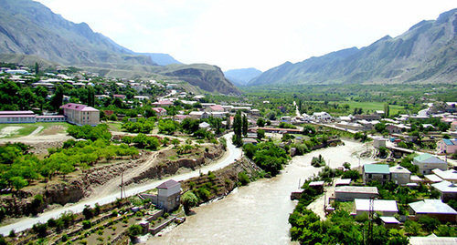 Гергебиль, Дагестан. Фото http://www.odnoselchane.ru/?init_id=17948&page=photos_of_category&pg=2§=355&com=photogallery Гергебиль, Дагестан. Фото http://www.odnoselchane.ru/?init_id=17948&page=photos_of_category&pg=2§=355&com=photogallery