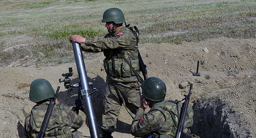 Солдаты армии Азербайджана. Фото http://mod.gov.az/ru/foto-arhiv-045/?gid=18455 Солдаты армии Азербайджана. Фото http://mod.gov.az/ru/foto-arhiv-045/?gid=18455