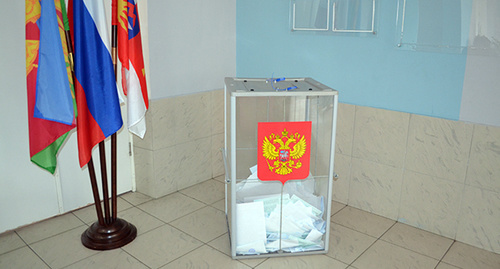 Урна для бюллетеней. Фото Светланы Кравченко Урна для бюллетеней. Фото Светланы Кравченко