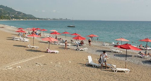 Пляж в Гаграх. Фото Sputnik. Илона Хварцкия
http://sputnik-abkhazia.ru/columnists/20170622/1021296018/pochemu-abxazskaya-turotrasl-ne-slyshit-potrebitelya.html Пляж в Гаграх. Фото Sputnik. Илона Хварцкия
http://sputnik-abkhazia.ru/columnists/20170622/1021296018/pochemu-abxazskaya-turotrasl-ne-slyshit-potrebitelya.html