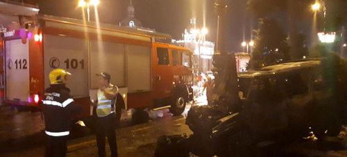 На месте ДТП. Баку, 3 августа 2017 г. http://www.1news.az/society/20170803114416781.html На месте ДТП. Баку, 3 августа 2017 г. http://www.1news.az/society/20170803114416781.html