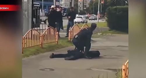 На месте теракта в Сургуте Фото Стоп-кадр видео https://www.youtube.com/watch?v=kxrd-NF9rfE На месте теракта в Сургуте Фото Стоп-кадр видео https://www.youtube.com/watch?v=kxrd-NF9rfE