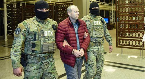 Конвоирование Александра Лапшина в аэропорту Баку. Фото Sputnik / Murad Orujov
https://ru.sputnik.az/azerbaijan/20170911/411791543/Prezident-Azerbajdzhana-pomiloval-Lapshina.html Конвоирование Александра Лапшина в аэропорту Баку. Фото Sputnik / Murad Orujov
https://ru.sputnik.az/azerbaijan/20170911/411791543/Prezident-Azerbajdzhana-pomiloval-Lapshina.html
