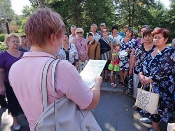 Татьяна Авачева зачитывает меморандум. Фото Вячеслава Прудникова для "Кавказского узла". Татьяна Авачева зачитывает меморандум. Фото Вячеслава Прудникова для "Кавказского узла".