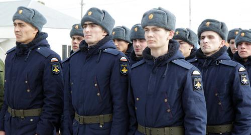 Призывники в Чечне. Фото http://www.parlamentchr.ru/press-centre/fotoreportazhi/2679-500-prizyvnikov-iz-chechni-otpravilis-na-sluzhbu-v-ryady-vs-rossii Призывники в Чечне. Фото http://www.parlamentchr.ru/press-centre/fotoreportazhi/2679-500-prizyvnikov-iz-chechni-otpravilis-na-sluzhbu-v-ryady-vs-rossii
