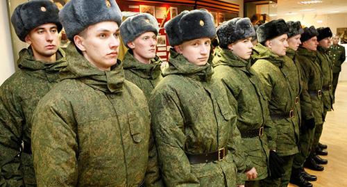 Новобранцы. Фото http://vladnews.ru/2013/04/03/66346.html Новобранцы. Фото http://vladnews.ru/2013/04/03/66346.html