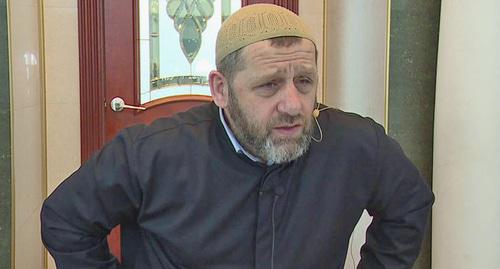 Хамзат Чумаков. Кадр из видео пользователя
Хамзат Чумаков https://www.youtube.com/watch?v=YlJdViJRnkw
Хамзат Чумаков. Кадр из видео пользователя
Хамзат Чумаков https://www.youtube.com/watch?v=YlJdViJRnkw