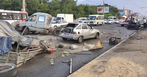 На месте ДТП в Краснодаре. 29 июня 2017 года. Фото: Пресс-служба ООО "Красноармейское ДРСУ" На месте ДТП в Краснодаре. 29 июня 2017 года. Фото: Пресс-служба ООО "Красноармейское ДРСУ"