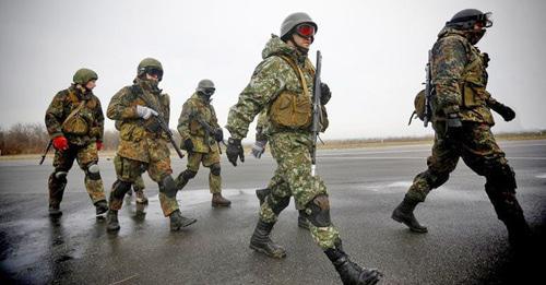 Бойцы Росгвардии. Фото: Геннадий Аносов / Югополис Бойцы Росгвардии. Фото: Геннадий Аносов / Югополис
